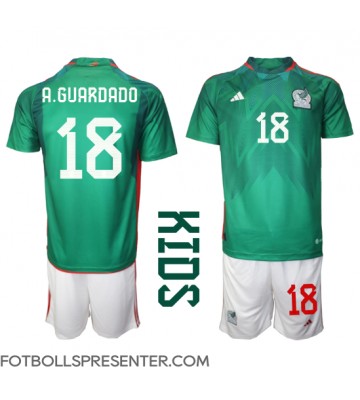 Mexiko Andres Guardado #18 Hemmatröja Barn VM 2022 Kortärmad (+ korta byxor)